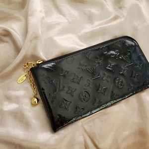 Vintage shiny leather Louis Vuiton wallet